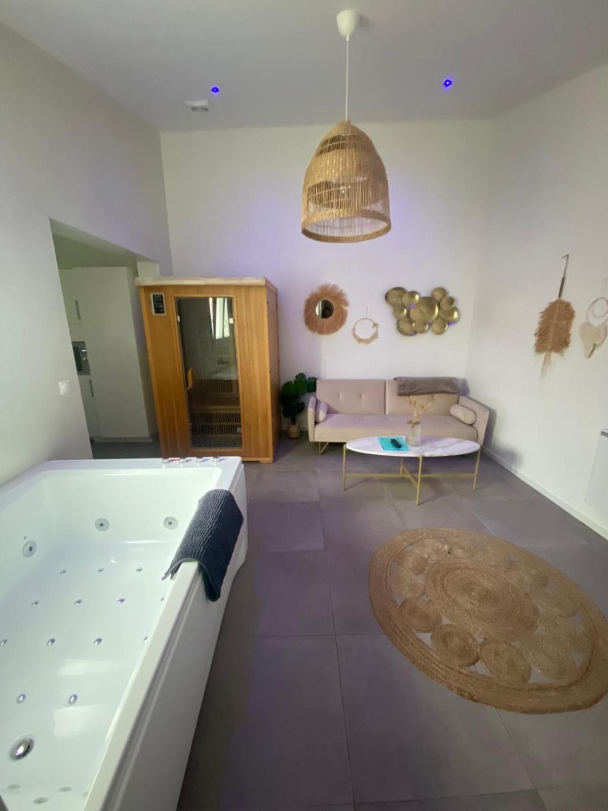 Spa Jungle Le Mesnil-Saint-Denis Εξωτερικό φωτογραφία